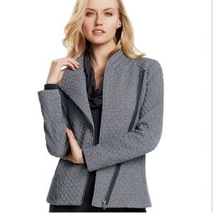 Cabi Quilted Moto Ryder
Jacket - Size Large - Black & White